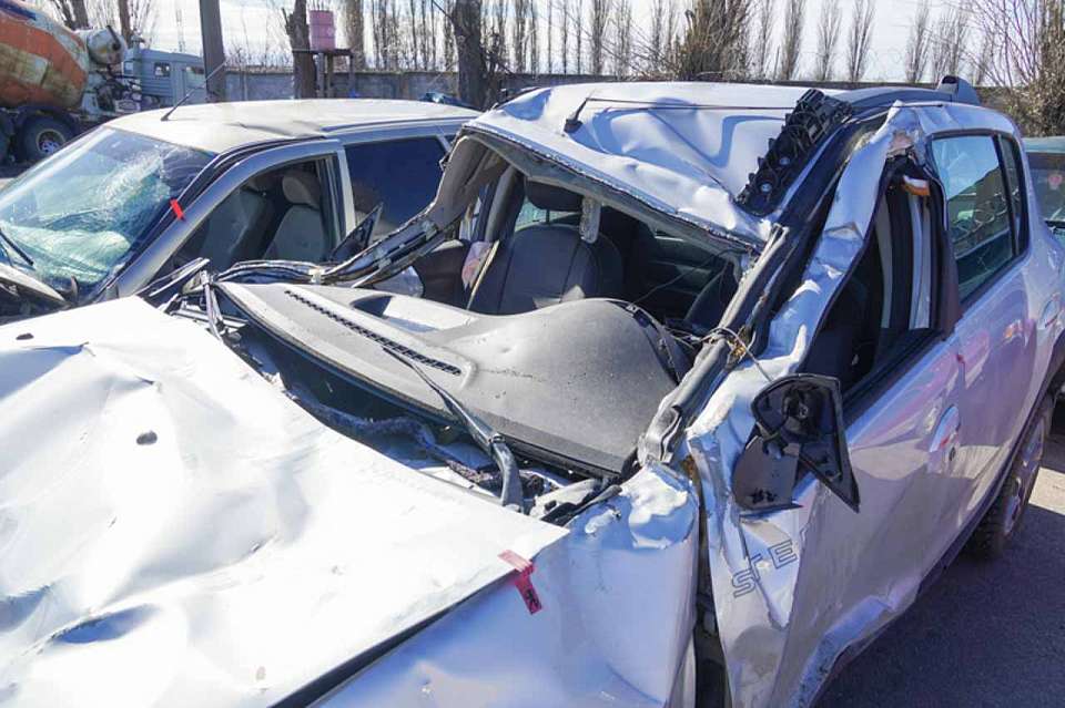 Водитель умер в больнице после ДТП на скользкой дороге под Воронежем