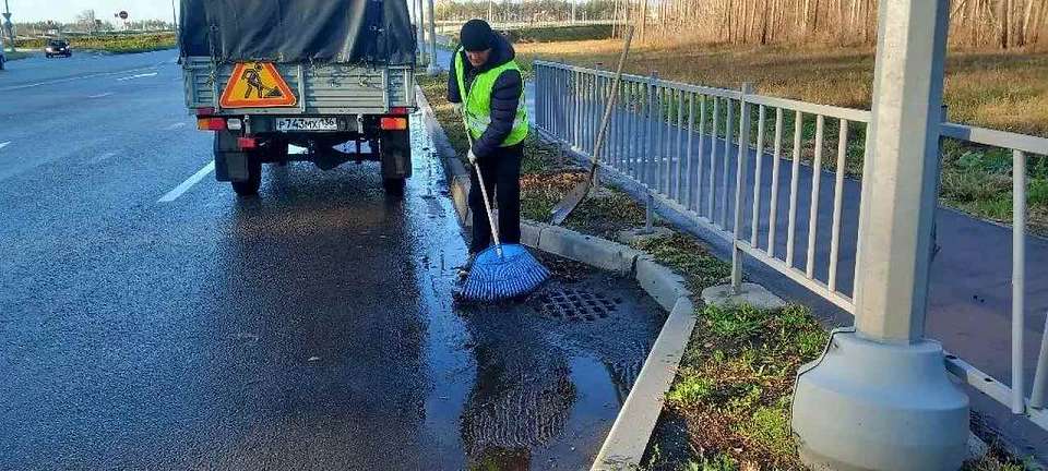 Комбинат благоустройства Железнодорожного района подготовил улицы к прогнозируемым осадкам