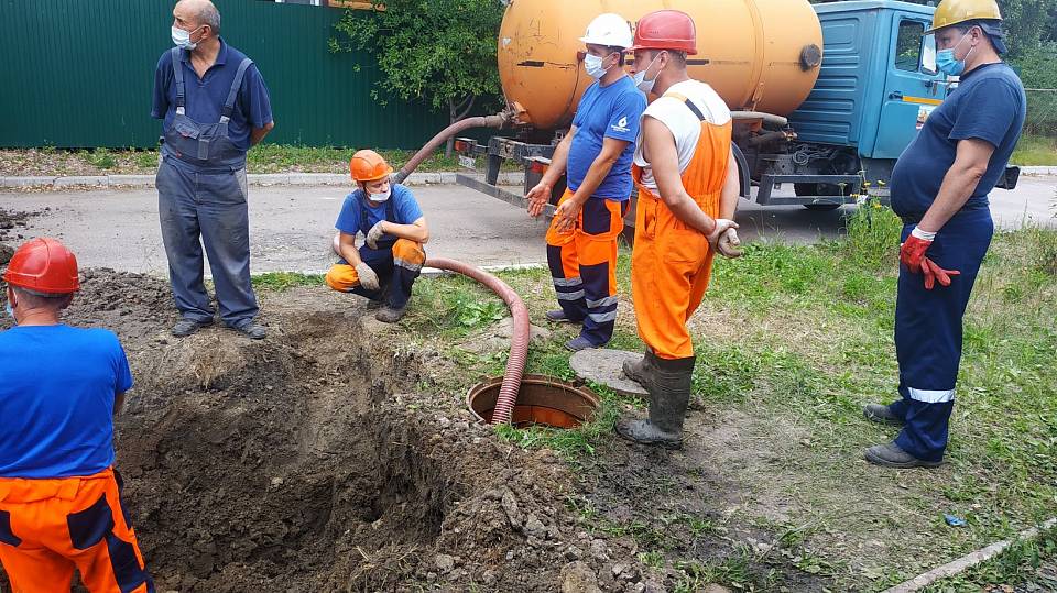 «РВК-Воронеж» помог устранить неполадки на водопроводе дома-интерната для престарелых
