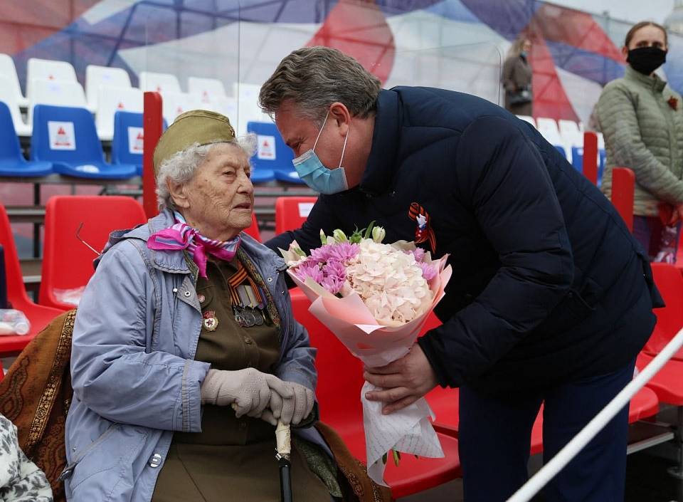 «Железная бабушка» Мария Колтакова поздравила воронежцев с Днем Победы