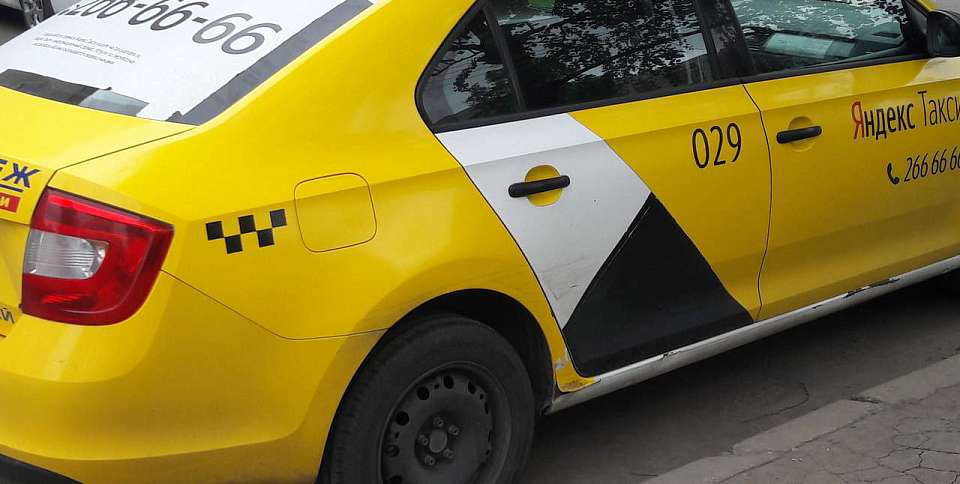 Цены на такси взлетели из-за непогоды в Воронеже