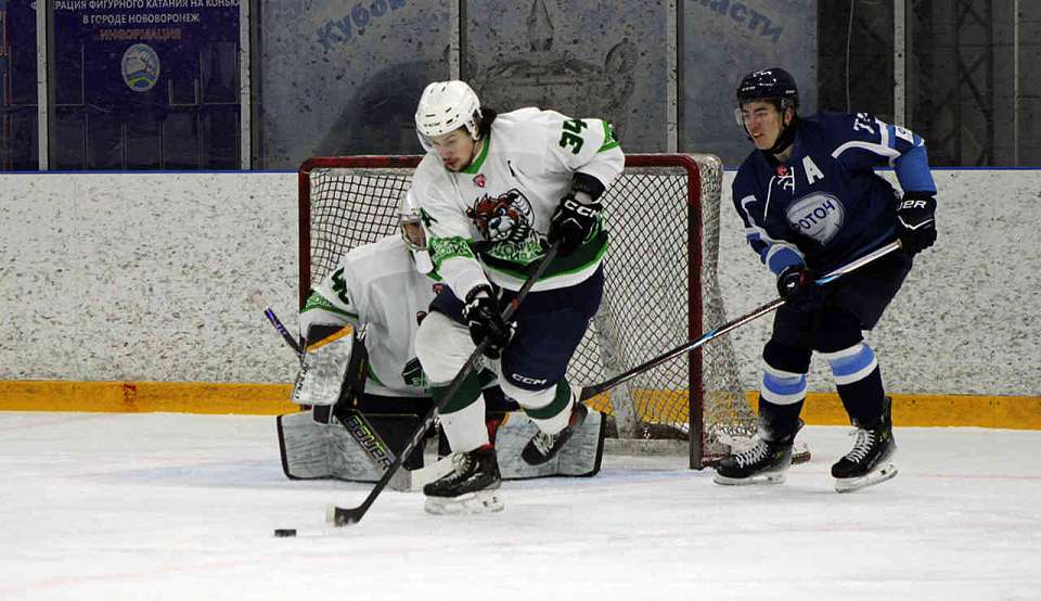 ХК «ЭкоНива-Бобров» снова обыграл «Протон» в Нововоронеже