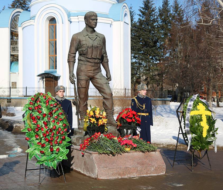 В Воронеже почтили память россиян, погибших за границей