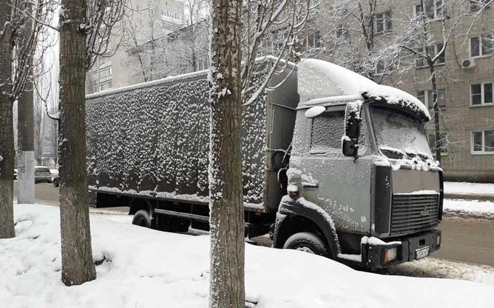 Наказать чиновников и коммунальщиков за уборку снега в Воронеже потребовала прокуратура 