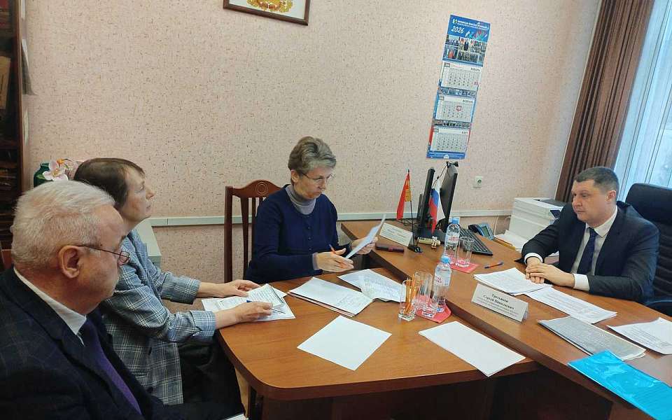 Провели прием граждан в Коминтерновском районе  