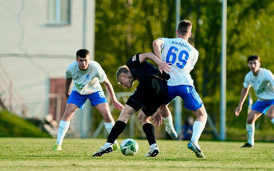 Нулевой ничьей разошлись в Воронеже молодежки «Факела» и «Краснодара»