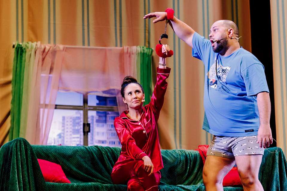 Роман Постовалов и Илана Юрьева привезут в Воронеж комедию, ставшую хитом прошлого года