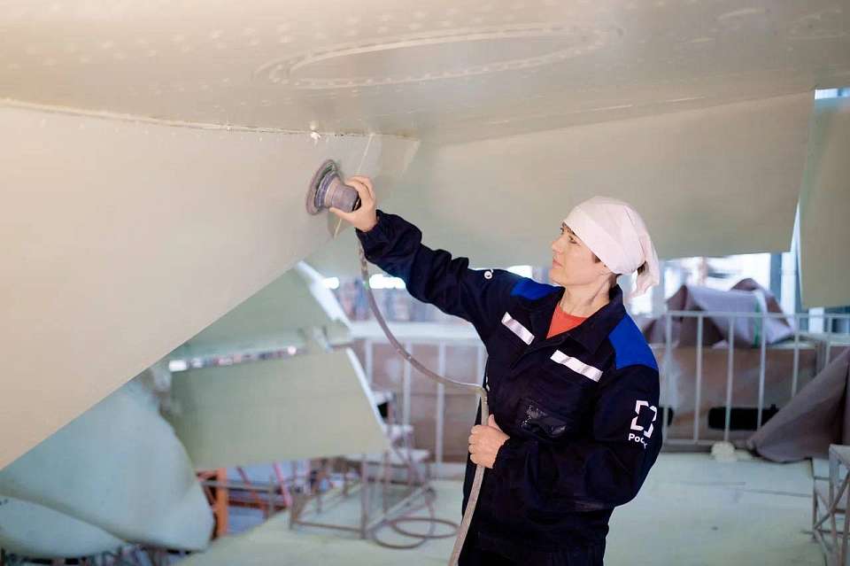 Секреты нанесения ливреи на самолёты раскрыли на воронежском авиазаводе