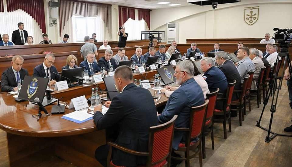 Губернатор обсудил с ректорами воронежских вузов развитие регионального образования