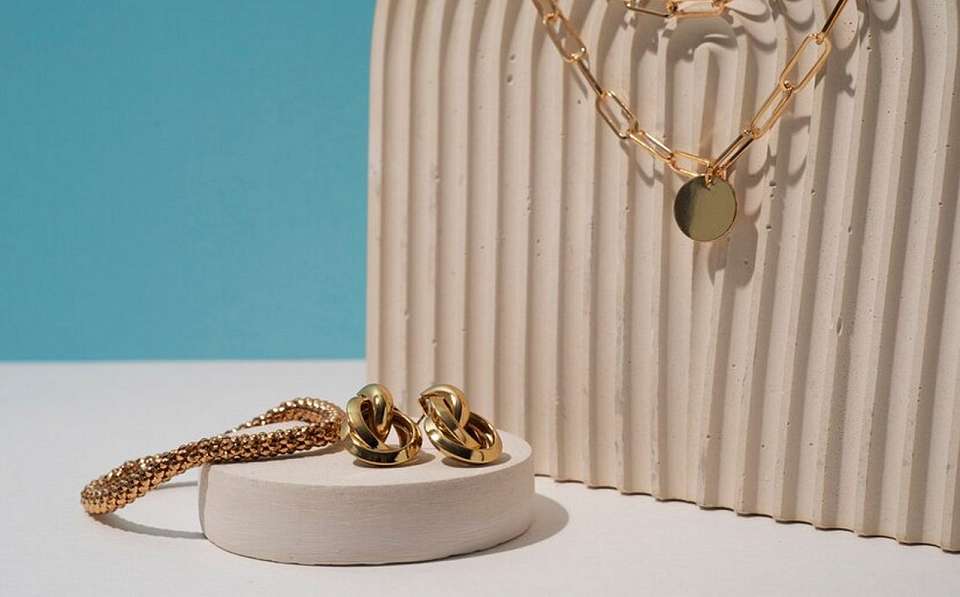 Чек на покупку ювелирных украшений в Воронежской области вырос на 35%