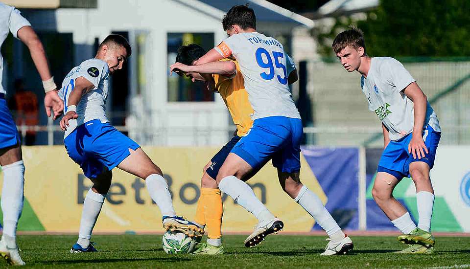 Под занавес сезона-2025 молодёжка воронежского «Факела» уступила в Ростове-на-Дону