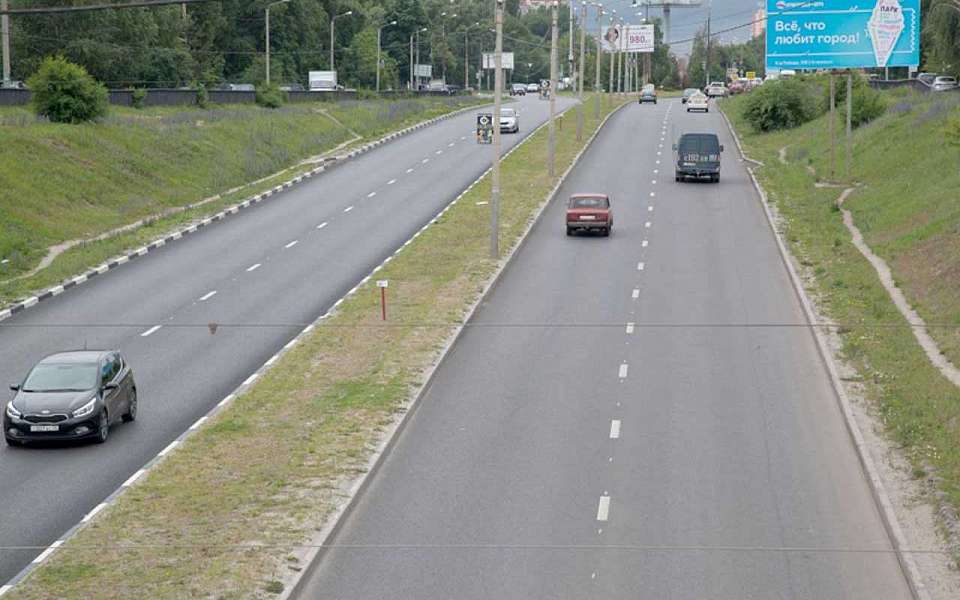 К осторожности на дорогах призвали автомобилистов власти Воронежской области