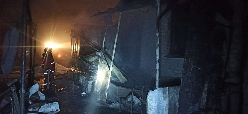В ночном пожаре погибли мужчина и женщина в воронежском селе