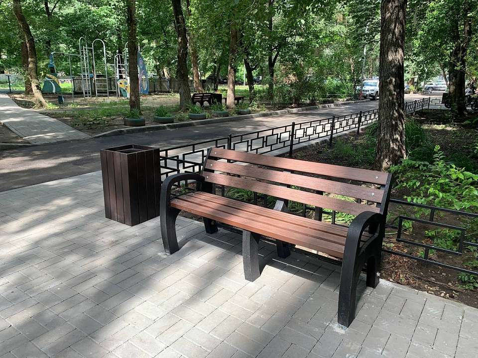 Центральном районе завершено благоустройство дворов, вошедших в программу в 2025 году