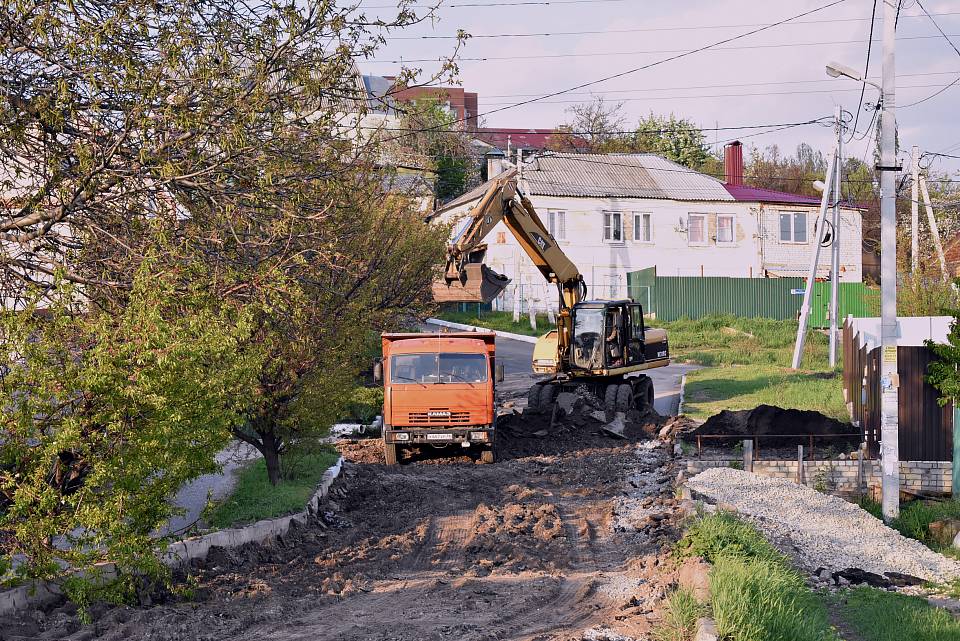 В Ленинском районе Воронежа начался ремонт дорог в частном секторе