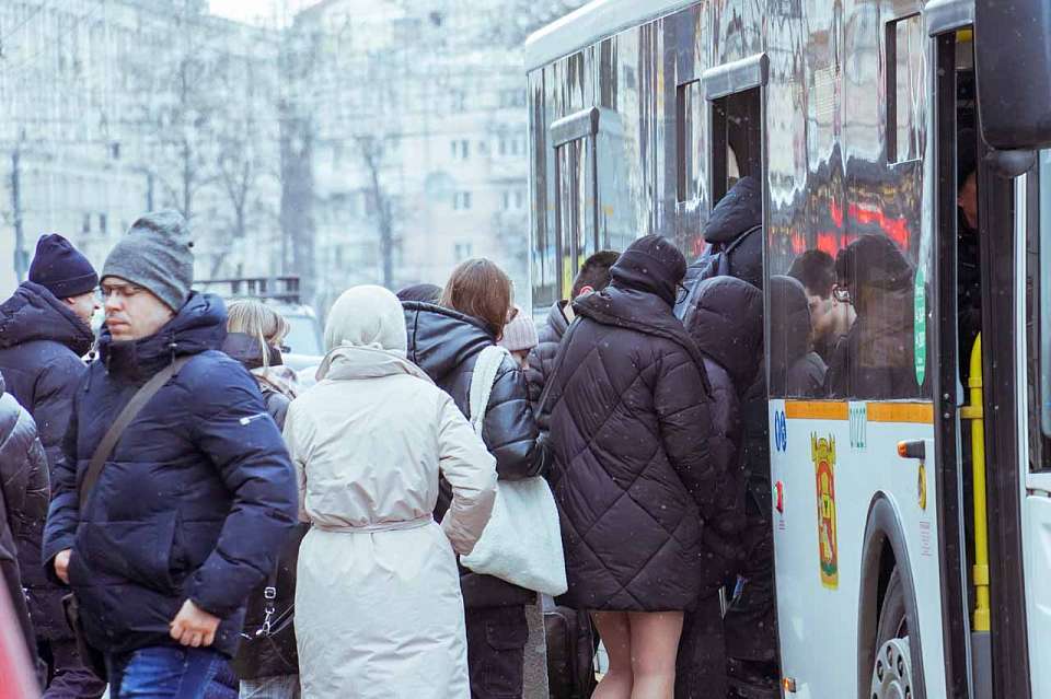 После избиения школьника водителем автобуса в Воронеже возбудили уголовное дело