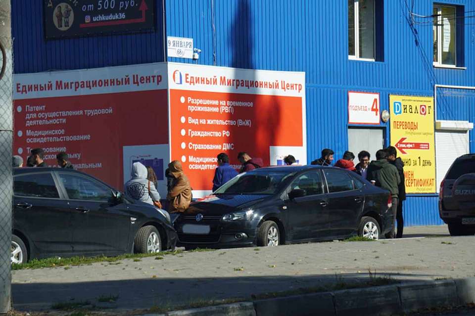 В правительстве Воронежской области прокомментировали запрет на ограничения труда мигрантов