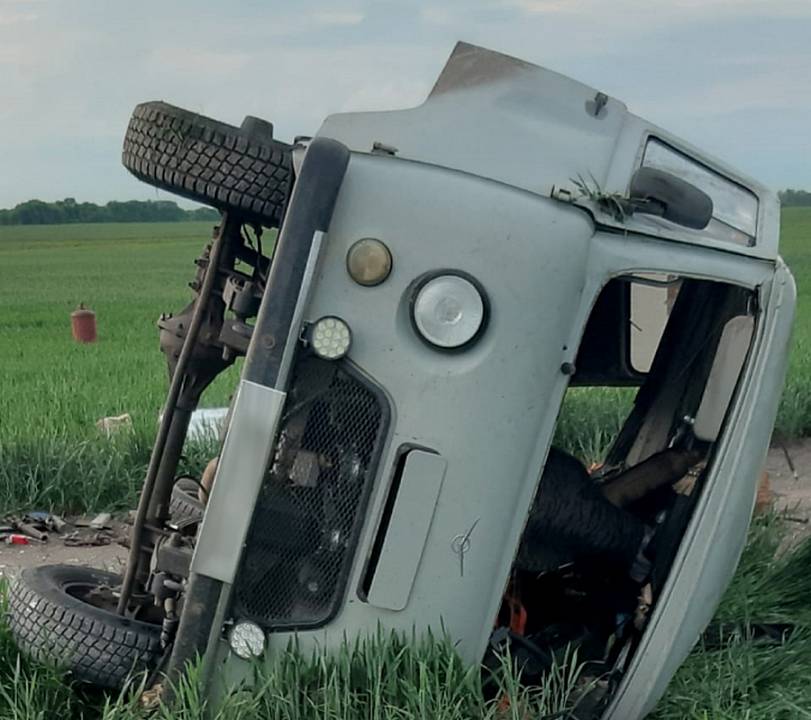 Под Воронежем в перевернувшейся «буханке» погиб водитель