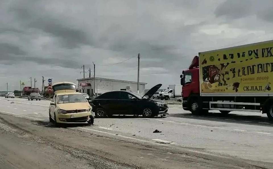 Житель Подмосковья устроил массовое ДТП с пострадавшей на воронежской трассе