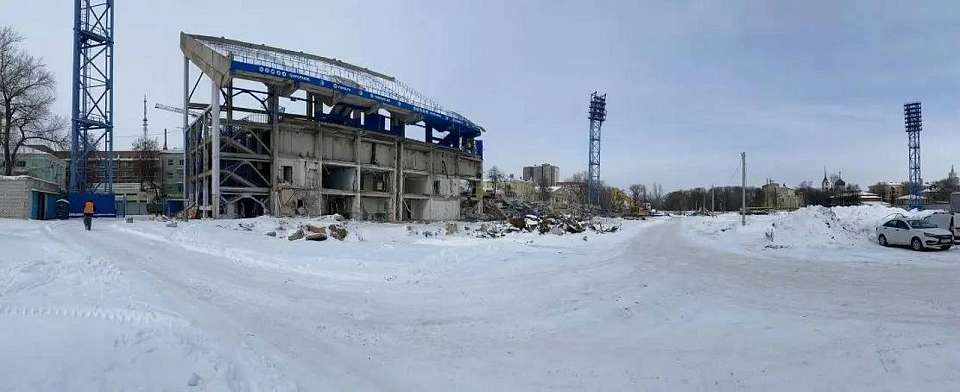 К середине февраля чаша Центрального стадиона профсоюзов в Воронеже будет разобрана
