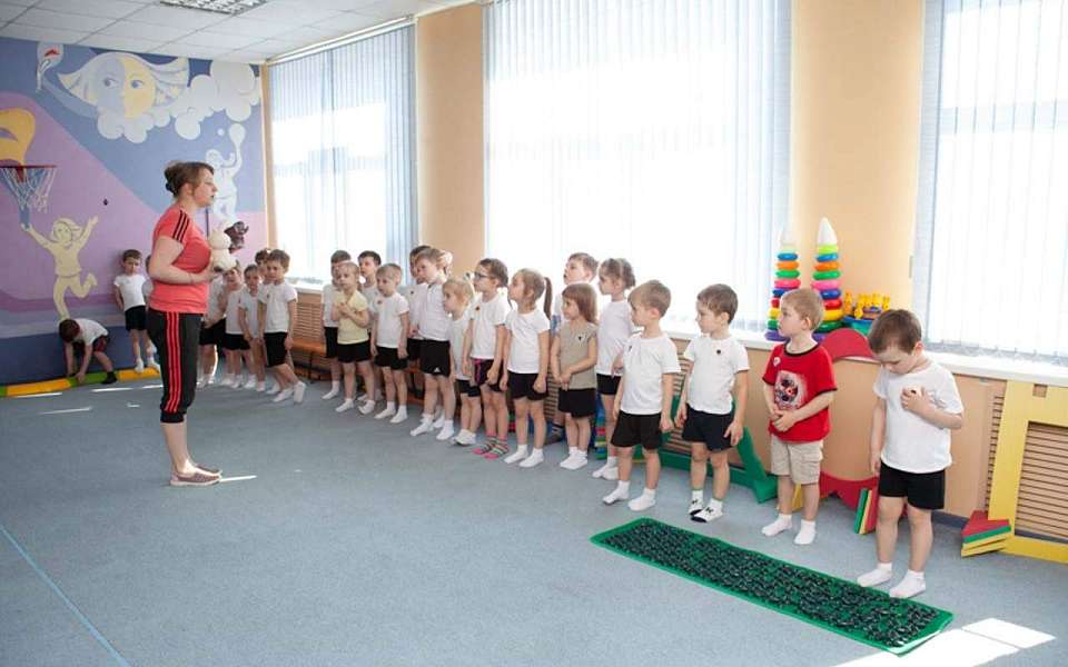Обязательную утреннюю зарядку в школах и детсадах предложили ввести в Воронежской области