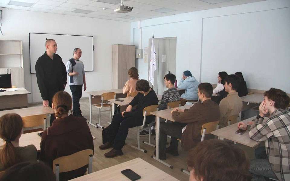 Молодые работники Нововоронежской АЭС познакомили школьников области со своей профессией