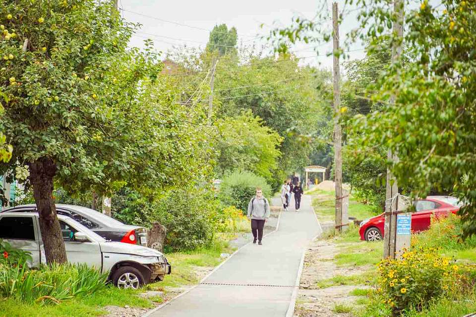 Жители Ленинского района Воронежа оценили новый тротуар