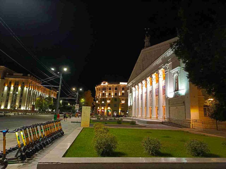 Снова ночью украинские беспилотники пытаются атаковать Воронежскую область