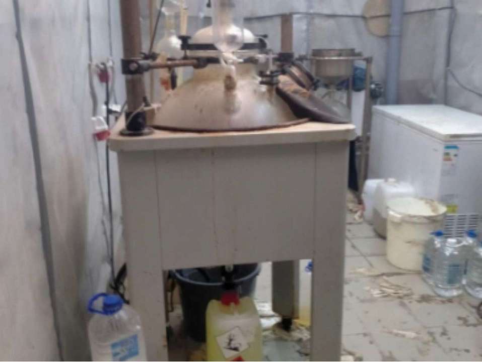 Свыше 40 кг наркотических средств полицейские изъяли у воронежца