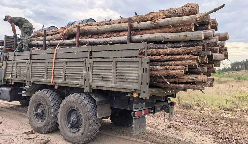 Фронт продолжает получать гуманитарную помощь из Железнодорожного района 