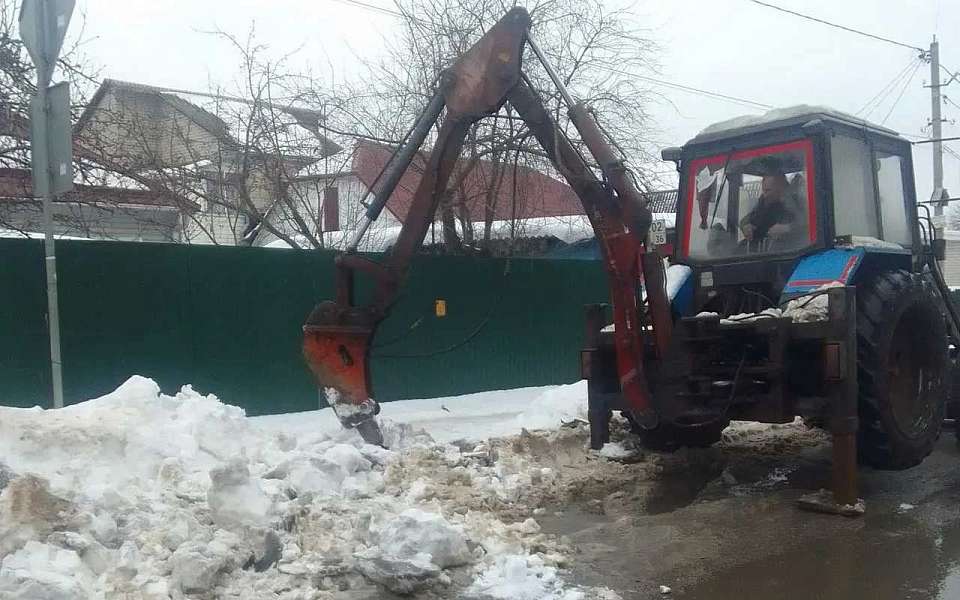 В Ленинском районе продолжают нормализацию гнетущей ледовой обстановки