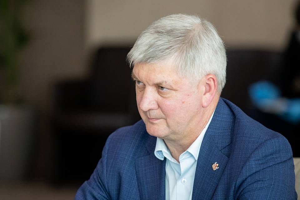 Воронежский губернатор выразил соболезнования родным жертв казанской трагедии