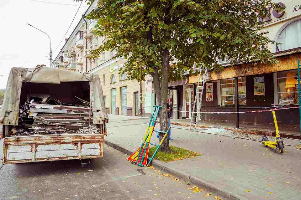 Как администрация Воронежа борется с нарушением дизайна улиц