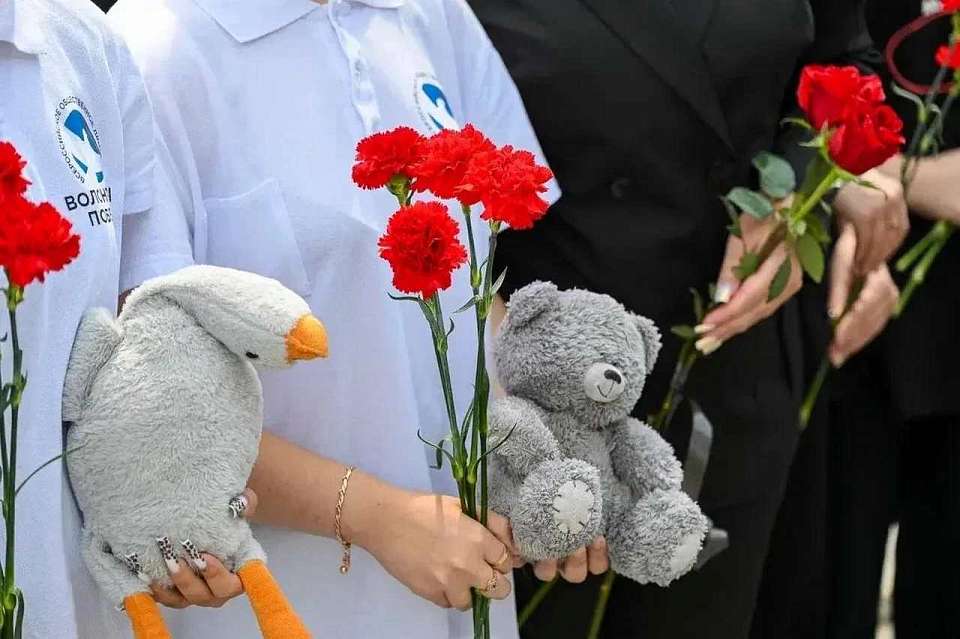 В Воронеже почтили память детей-жертв войны в Донбассе
