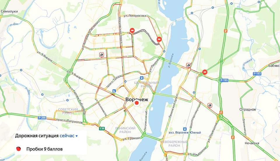 Пробки в 9 баллов наблюдаются в Воронеже утром 21 ноября