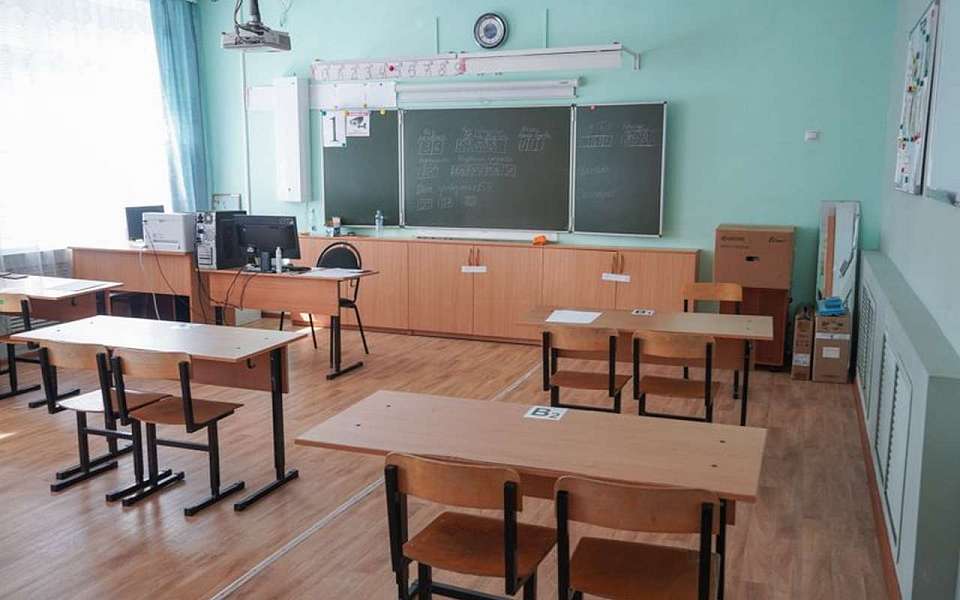 В ходе ЕГЭ в Воронеже 7 выпускников удалили за шпаргалки