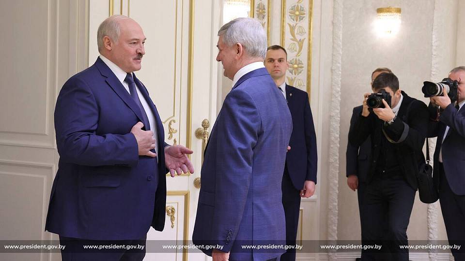 Воронежский губернатор встретился с главой белорусского государства
