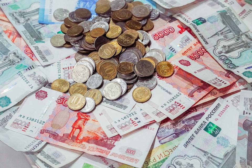 За невыплату 1,9 млн рублей зарплаты воронежский коммунальщик попал под суд