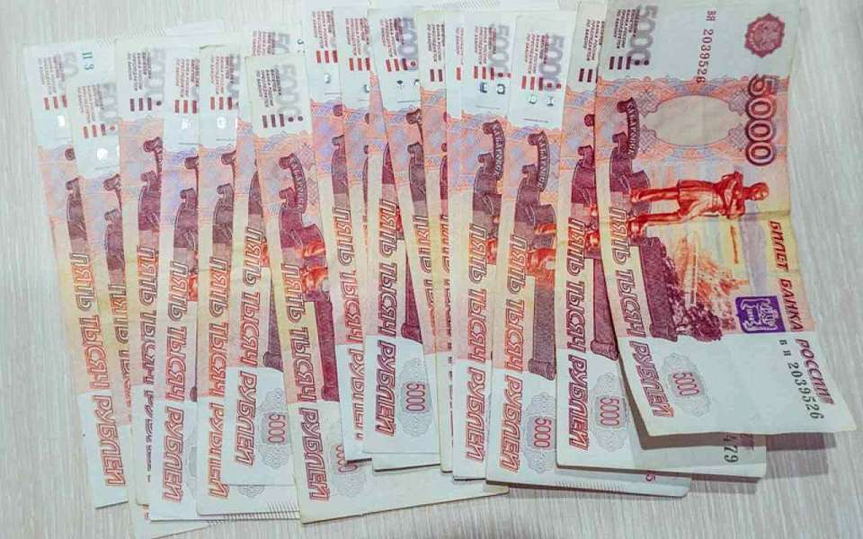За присвоение казенных денег оштрафовали начальницу почты в Воронежской области