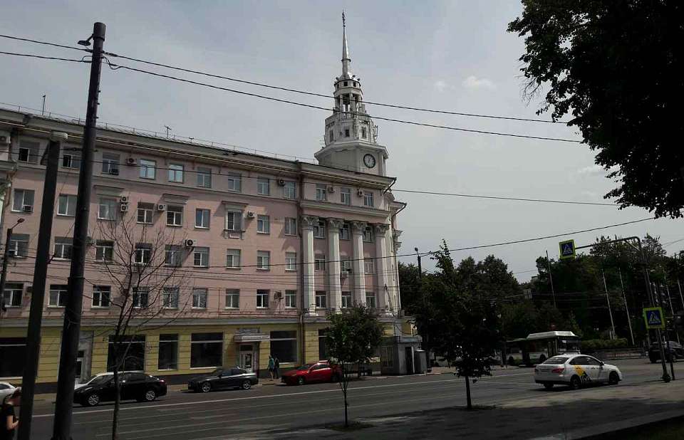 В районе театра оперы и балета в Воронеже снова ограничат движение