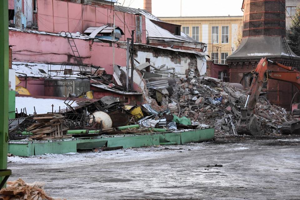 Суд оштрафовал на 750 тысяч рублей бывшего владельца разрушенного хлебозавода в Воронеже