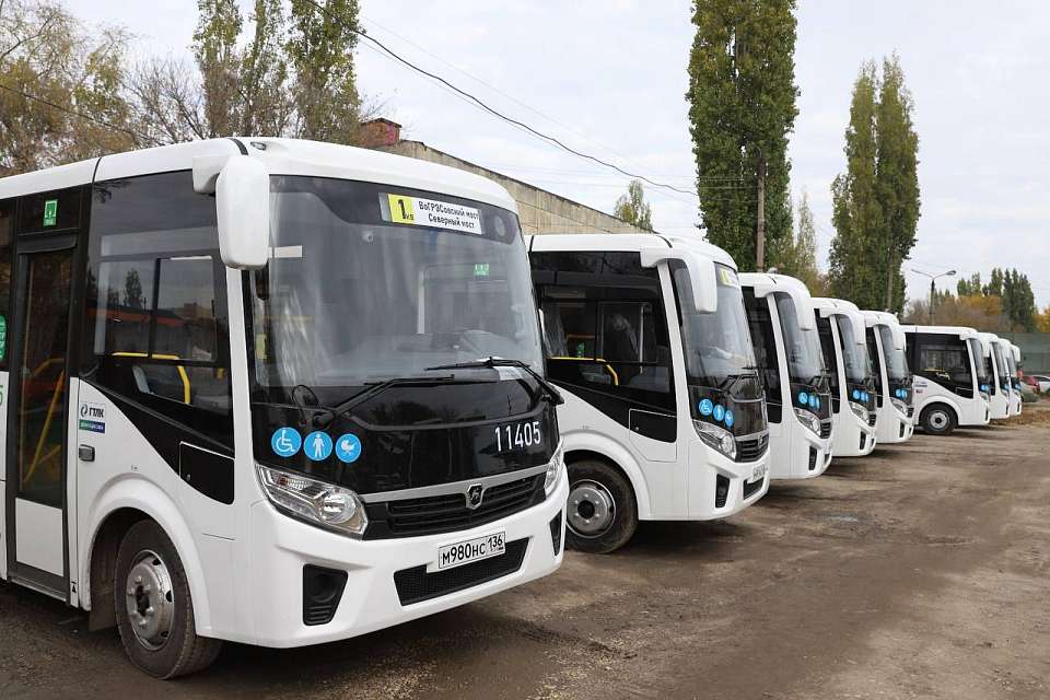 Об автобусах до кладбищ на Пасху напомнили воронежцам