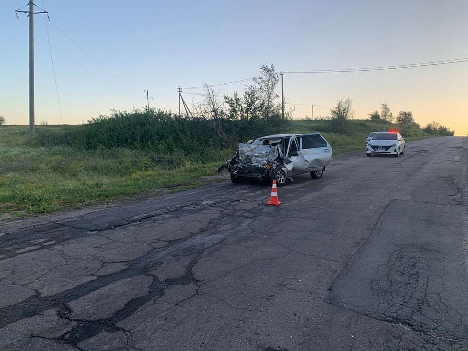 В лобовом ДТП на воронежской трассе погибли пять человек