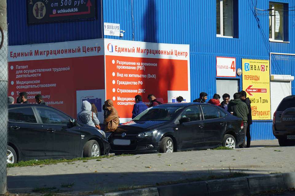 Воронежским работодателям напомнили об ответственности при трудоустройстве нелегальных мигрантов