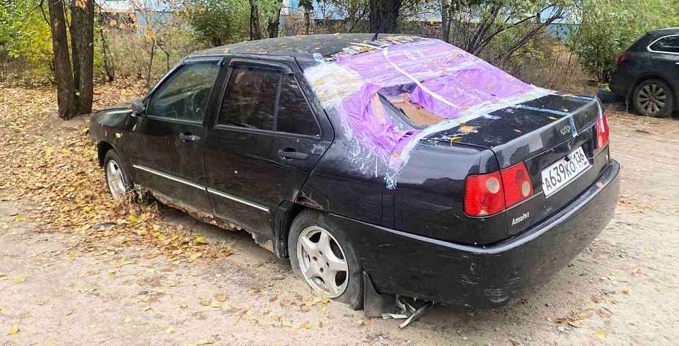 На улицах Железнодорожного района становится меньше брошенных автомобилей