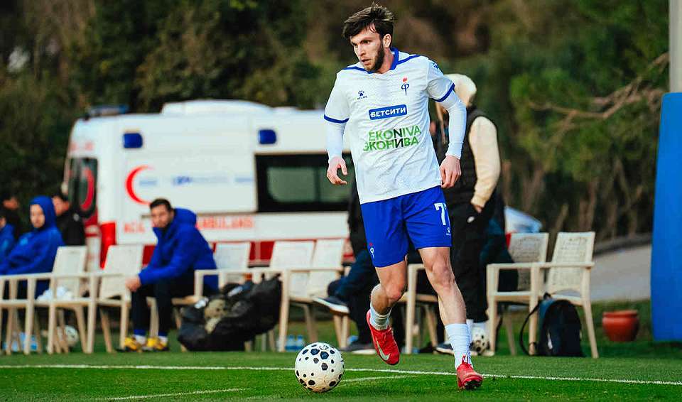 Лука Багателия на правах аренды перешел из воронежского «Факела» в ульяновскую «Волгу»