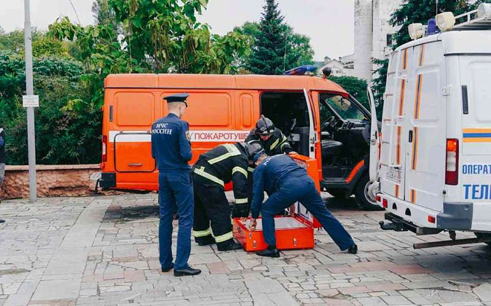 О пожарных учениях на здании геронтологического центра предупредили воронежцев