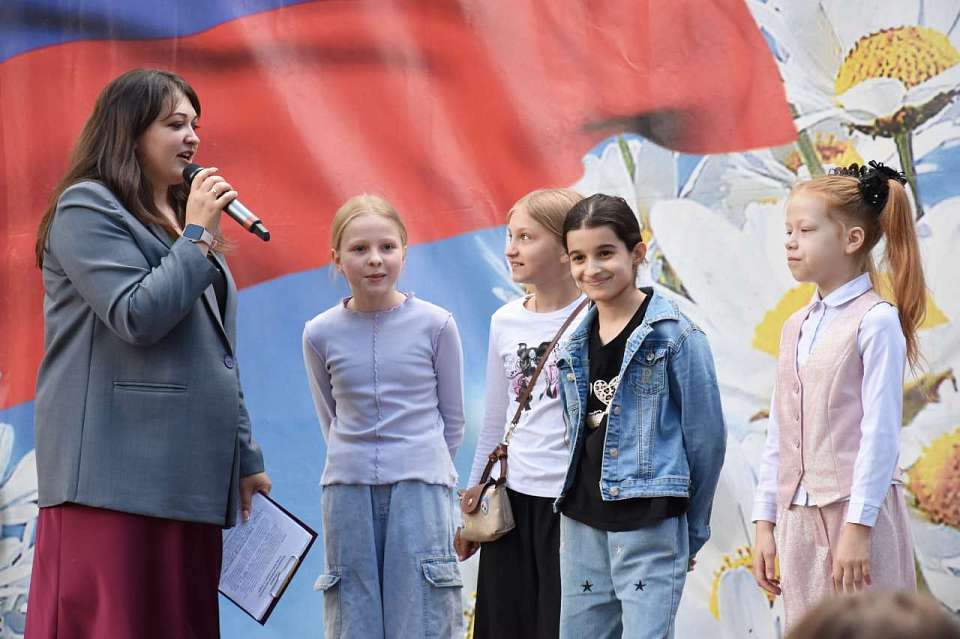 Международный день соседей дружно отметили в Железнодорожном районе