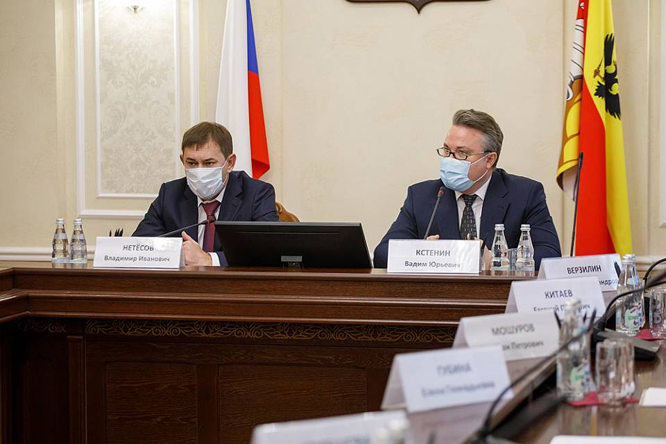 Мэр Воронежа обсудил будущее сотрудничество с депутатами областной Думы