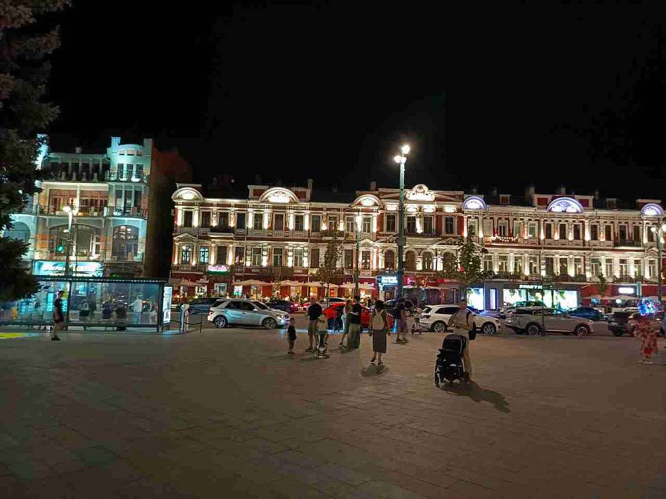 Взвыли сирены: в Воронеже объявлена тревога в связи с угрозой прямого удара БПЛА